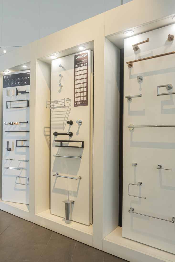 Jomasa_exposicion-complementos-bano-gijon-0091